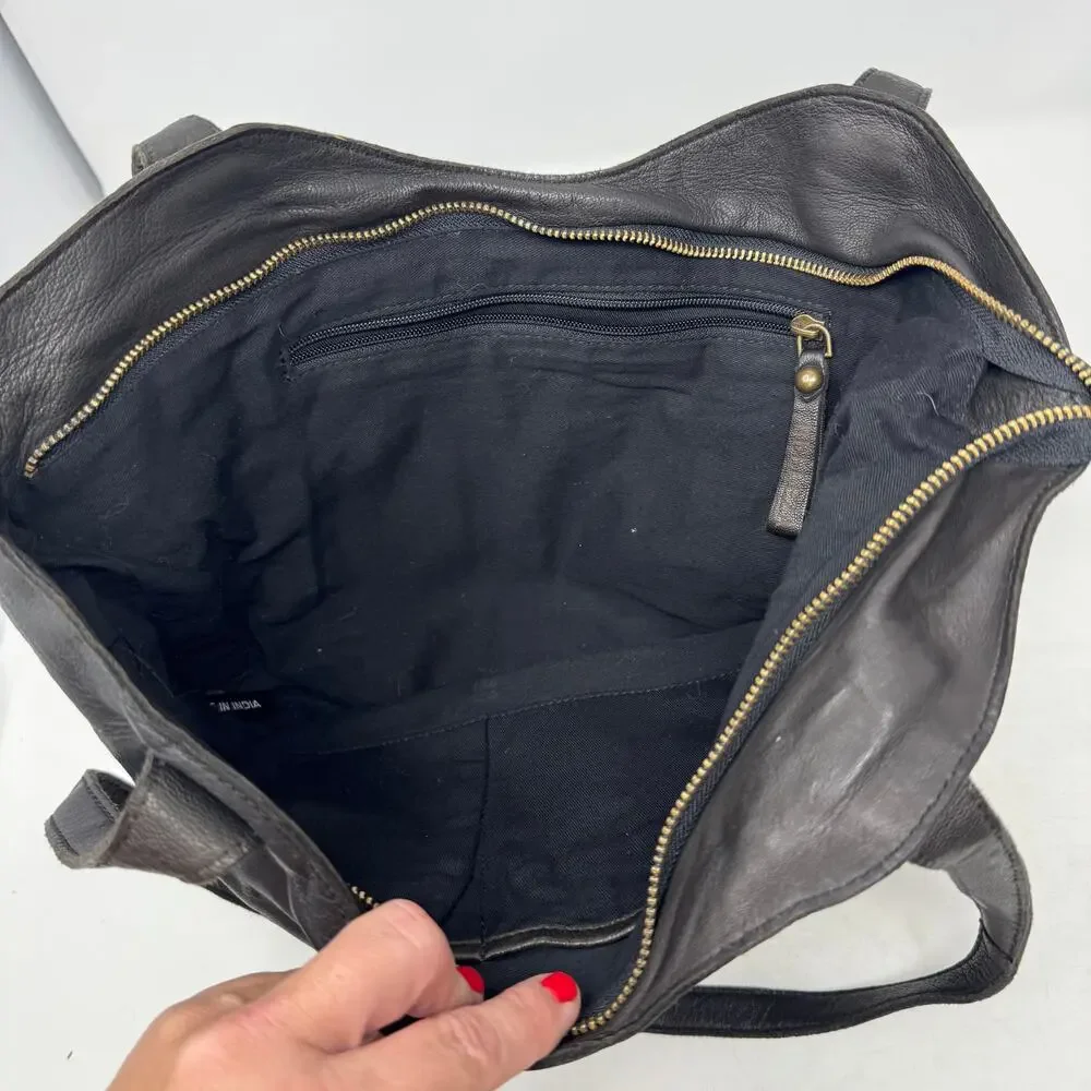 Belleza Mandova Black Leather Shoulder Bag Multicolor Leaf‎ Appliqué